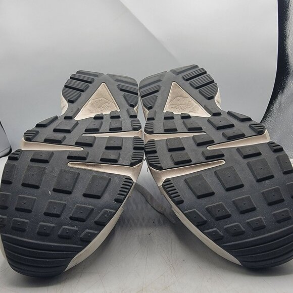 Nike Air Huarache Mens 10.5 Gray Blue Sneakers Social FC Athletic DR0286-100 - Picture 11 of 13